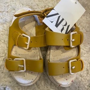 Zara Baby sandals - size 6.5 - NWT